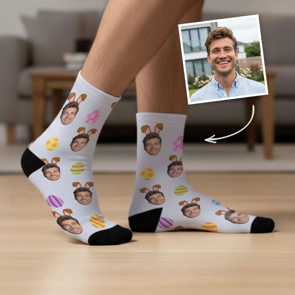 Personalisierbare Socken mit Gesicht und Hasenohren