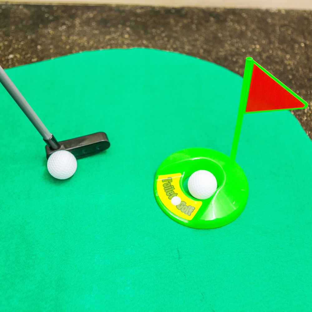 Das ultimative Golfset für die Toilette