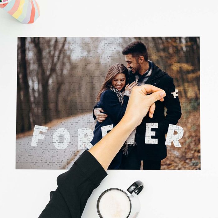 Personalisierbares Puzzle mit Foto und geschwungenem Text Personalisierbares Puzzle mit Foto und geschwungenem Text