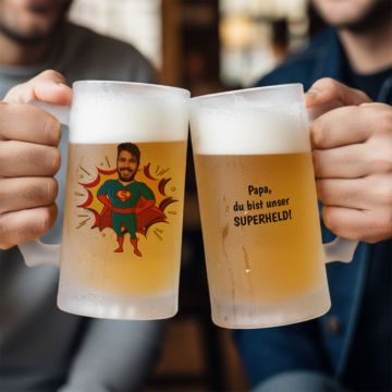 Personalisierbarer Superheld Bierkrug