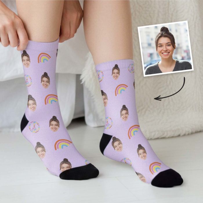 Personalisierbare Socken mit Gesicht und Hintergründen Personalisierbare Socken mit Gesicht und Hintergründen