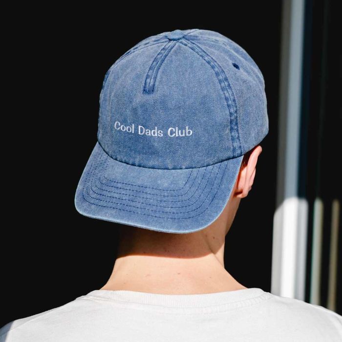Personalisierbare Kappe mit Text